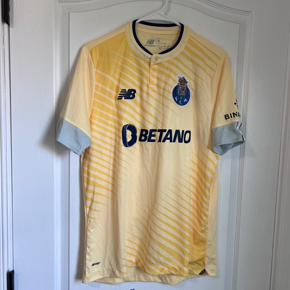 New Balance FC Porto Away Jersey Yellow Striped Soccer Shirt Mens‎ Medium NB Dry
